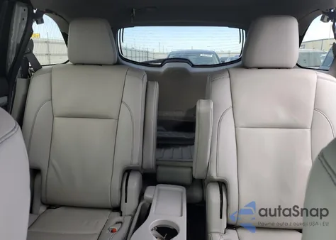 2019 Toyota Highlander Se from USA, damaged, VIN 5TDJZRFH6KS591432